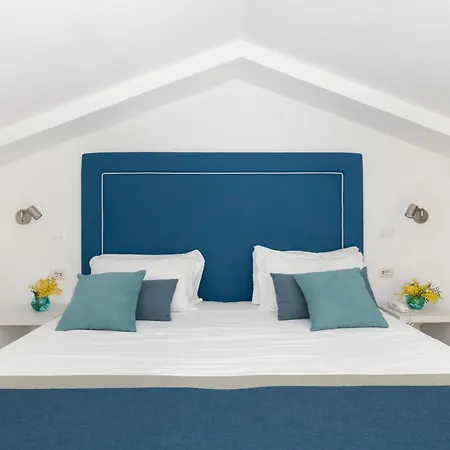 Al Centro סורנטו